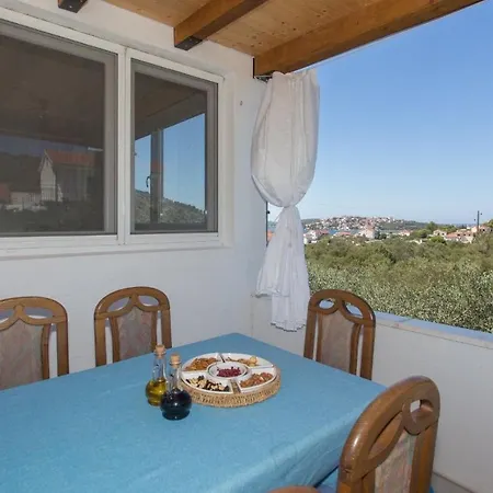 Apartment Apartman Korny Podglavica