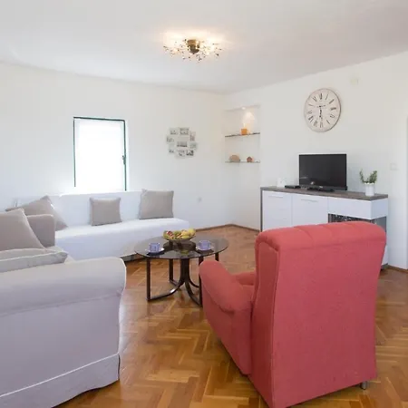 Apartment Apartman Korny *